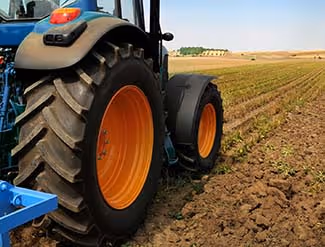 Le choix de vos pneus agricoles, sur quels critères ?