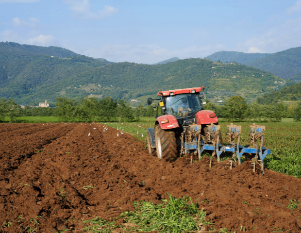 Pièces en carbure pour charrue : un investissement rentable sur le long terme ?