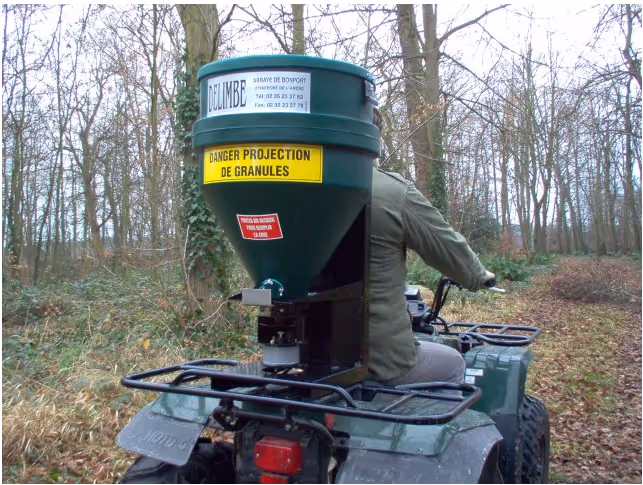 Agrainoir mobile à gibier 70 L pour Quad