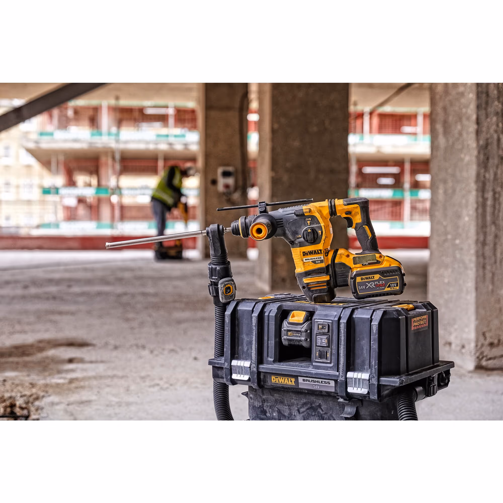 Aspirateur TSTAK XR FLEXVOLT 54V 2Ah Li-Ion Brushless eau et poussières - Classe M