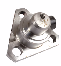 Axe pivot moyeu pont avant 3 vis Case IH 81428C1 adaptable