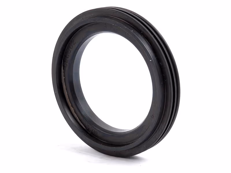 Bague d'étanchéité renforcée, 44.5 x 65 x 7mm - adaptable sur tracteurs International Harvester, Case IH - ref 405832R91