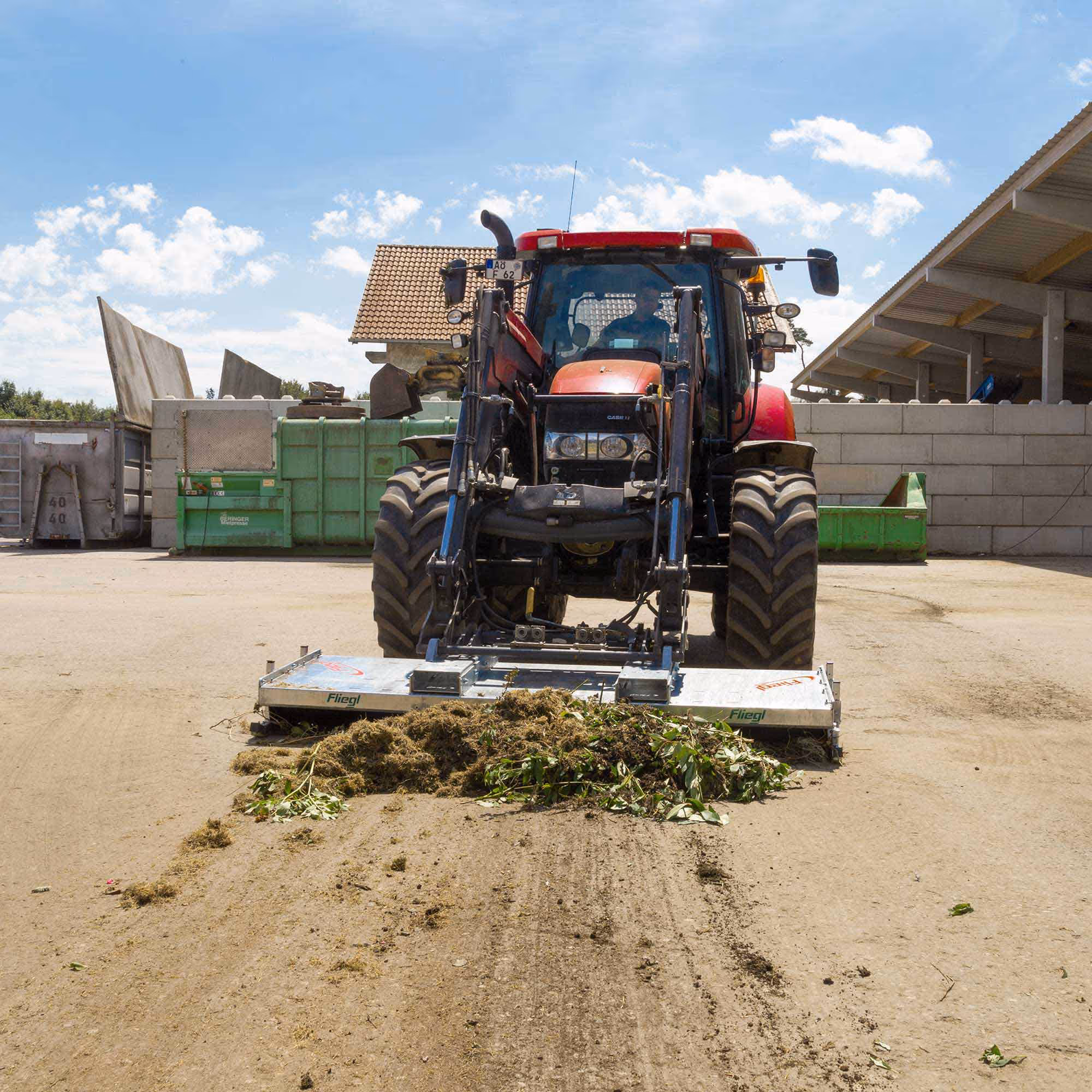 Balai pousseur avec 8 rangées de brosses Fliegl Lion 2000 Origine