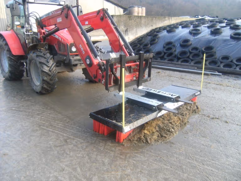 Balayeuse Agricole Actisweep V-concept 13-2400