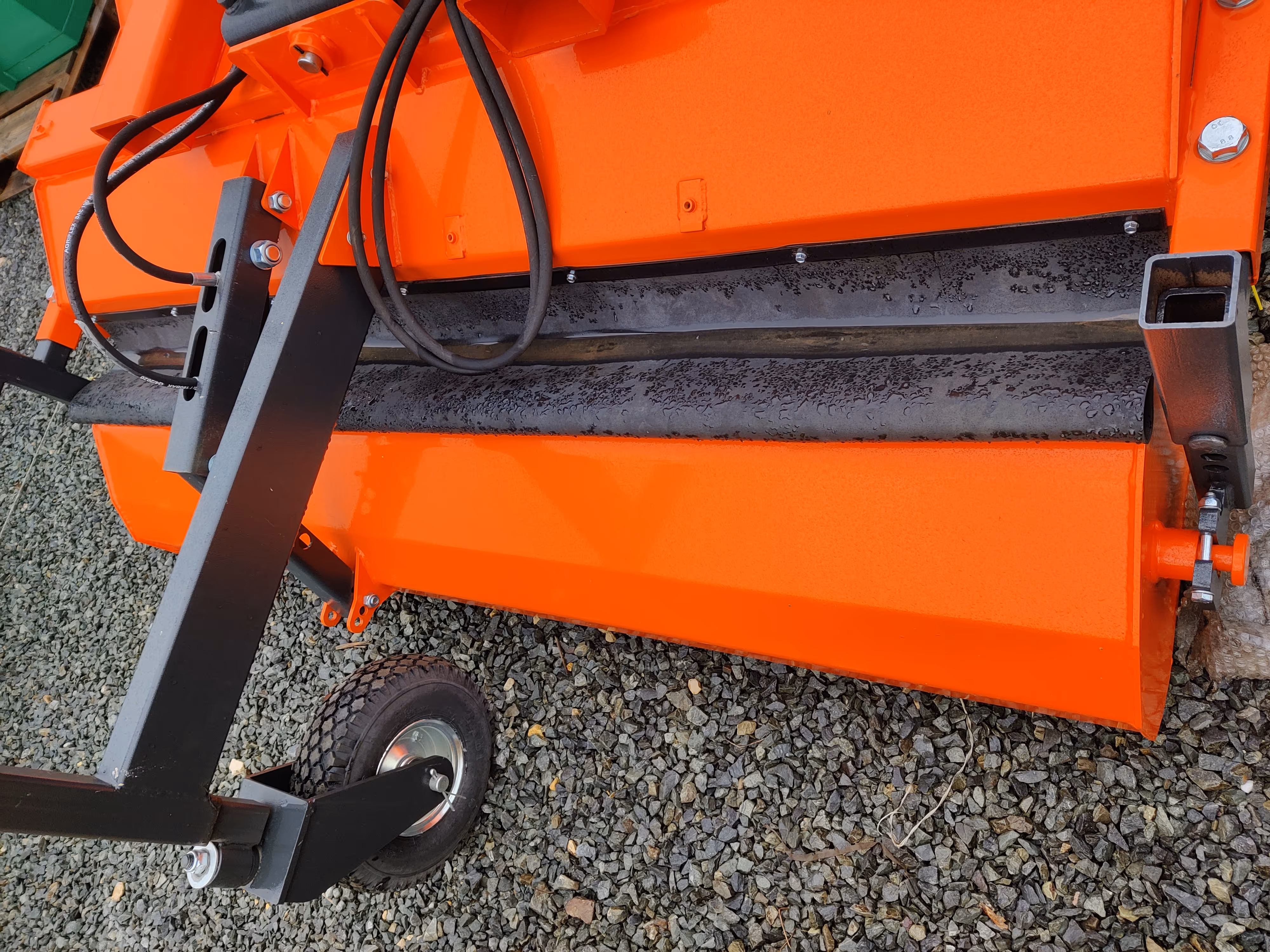 Balayeuse usage TP Metal-Technik 2000 BOBCAT
