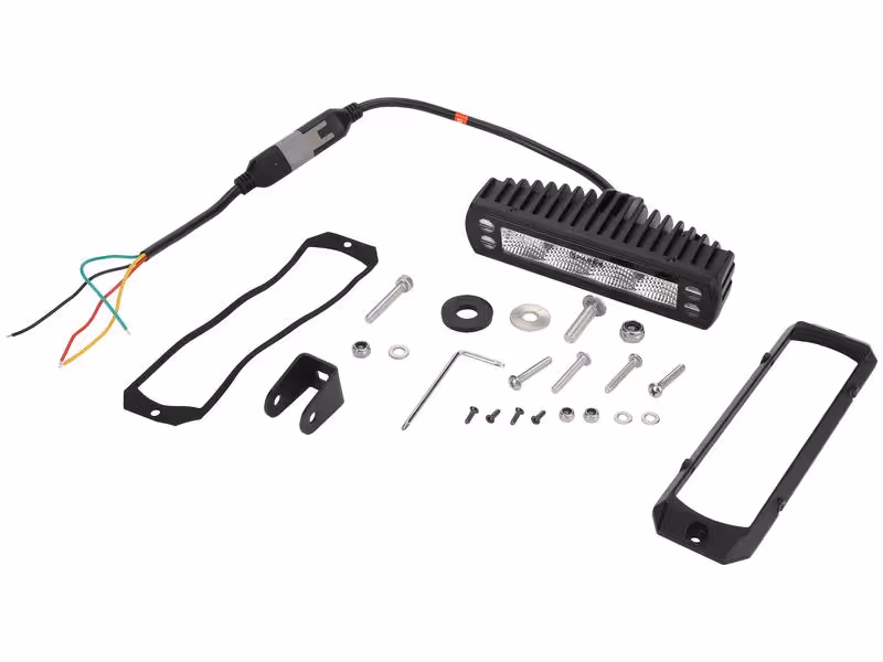 Barre à LED avec feux clignotants, 3200 Lumens, 192mm, Faisceau étroit, Interférence Classe 3, 9-36V
