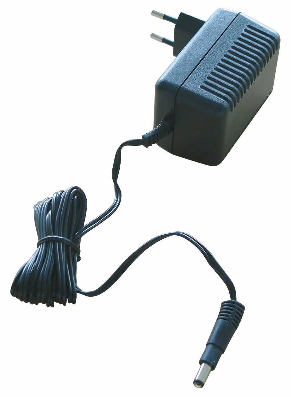 Batterie 12V 15Ah, régulateur et bloc d'alimentation Ako 441215