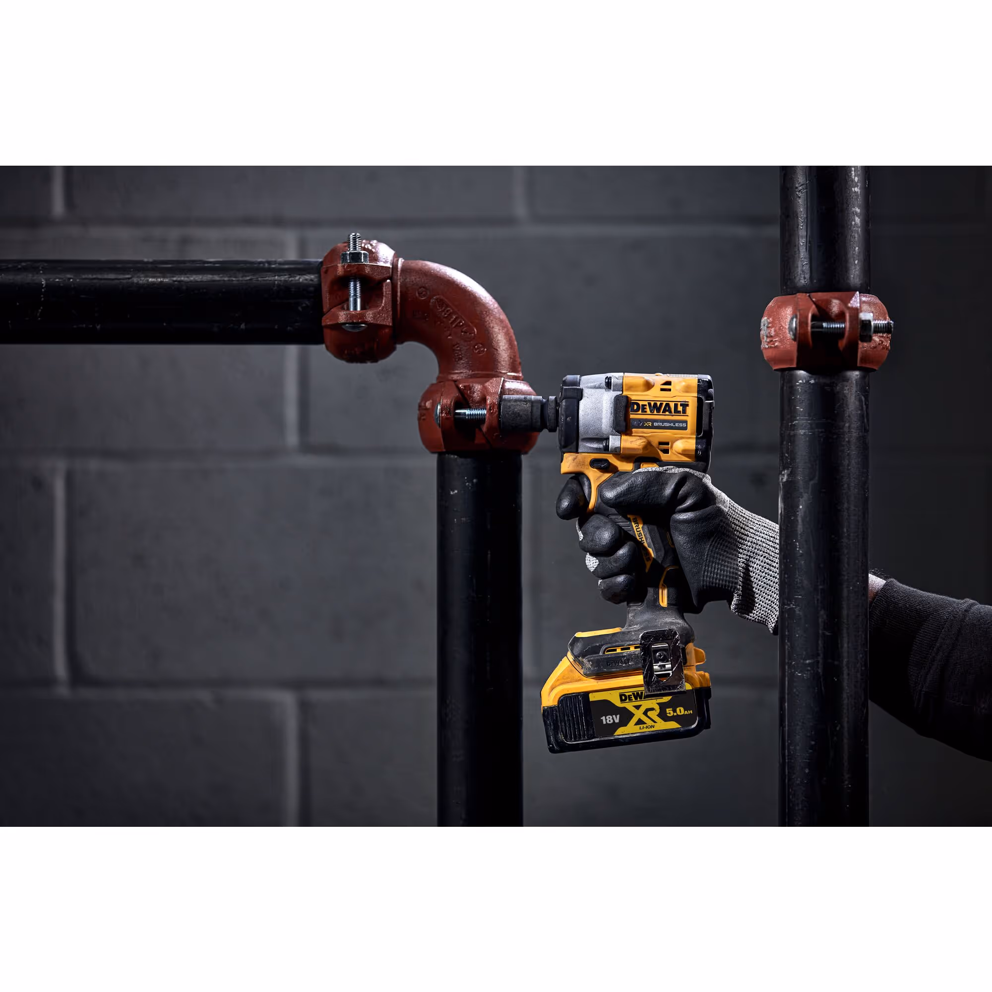 Boulonneuse à chocs 1/2'' Compacte XR 18V Brushless 406 Nm - jonc de sécurité