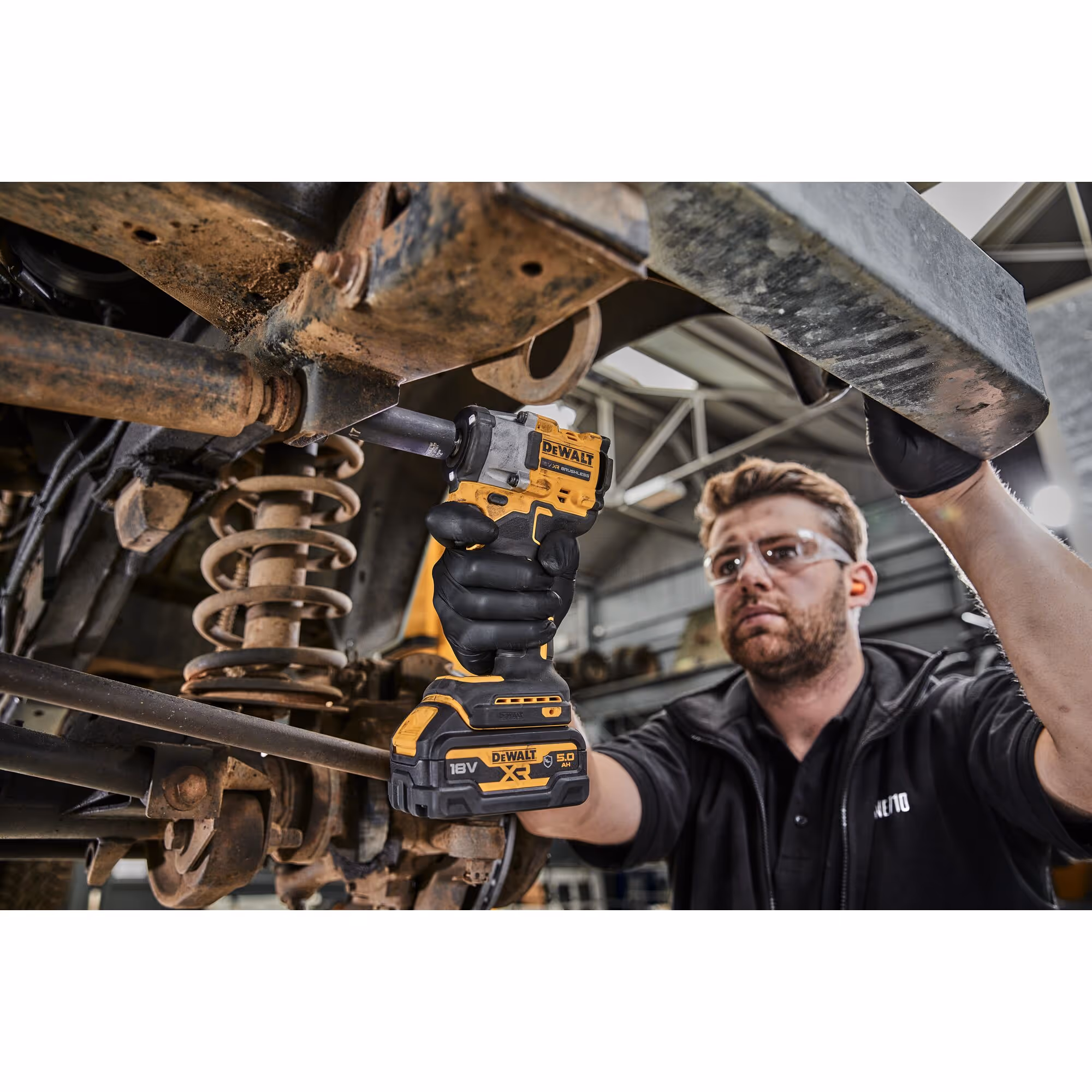 Boulonneuse à chocs 1/2'' Compacte XR 18V Brushless 406 Nm - jonc de sécurité