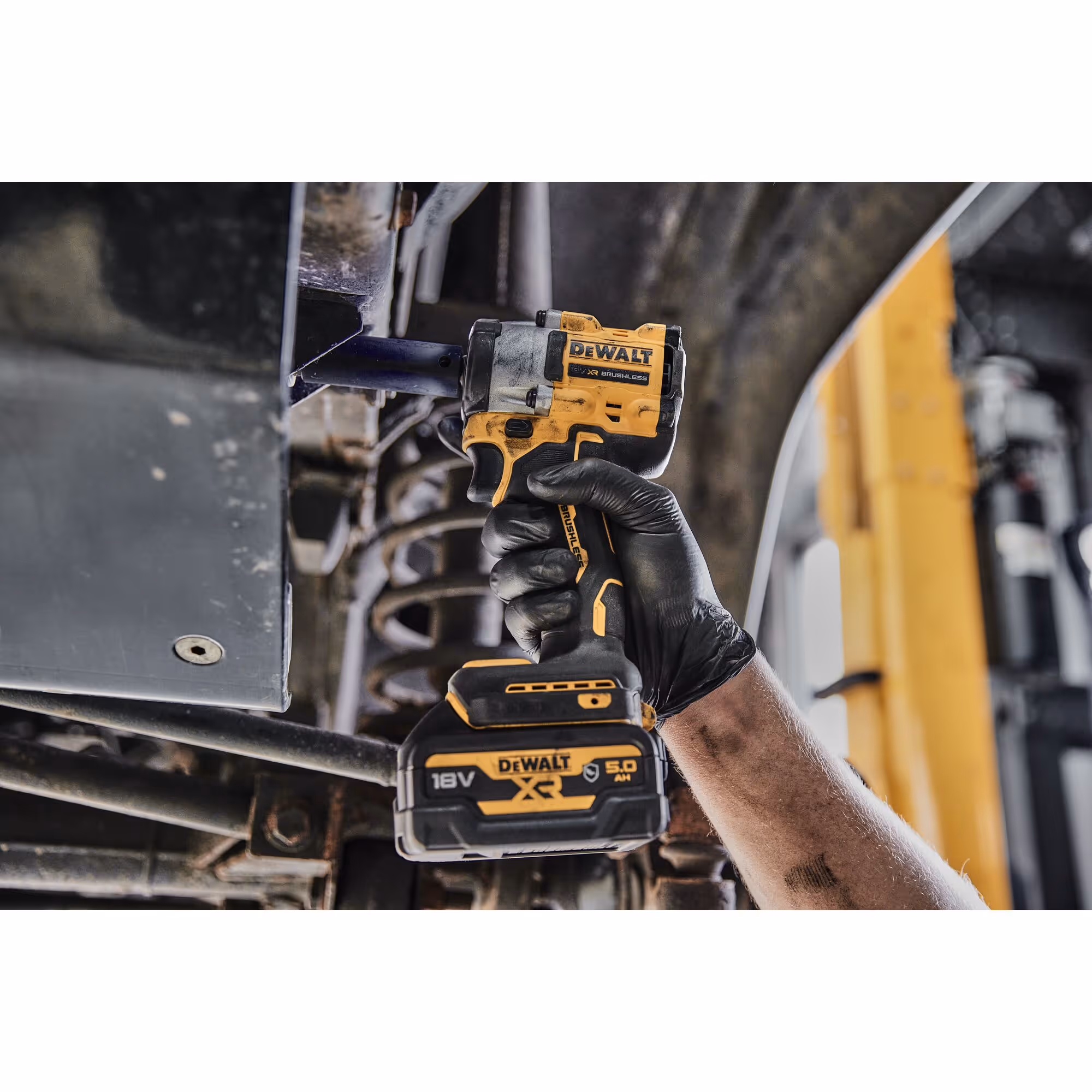 Boulonneuse à chocs 1/2'' Compacte XR 18V Brushless 406 Nm - jonc de sécurité