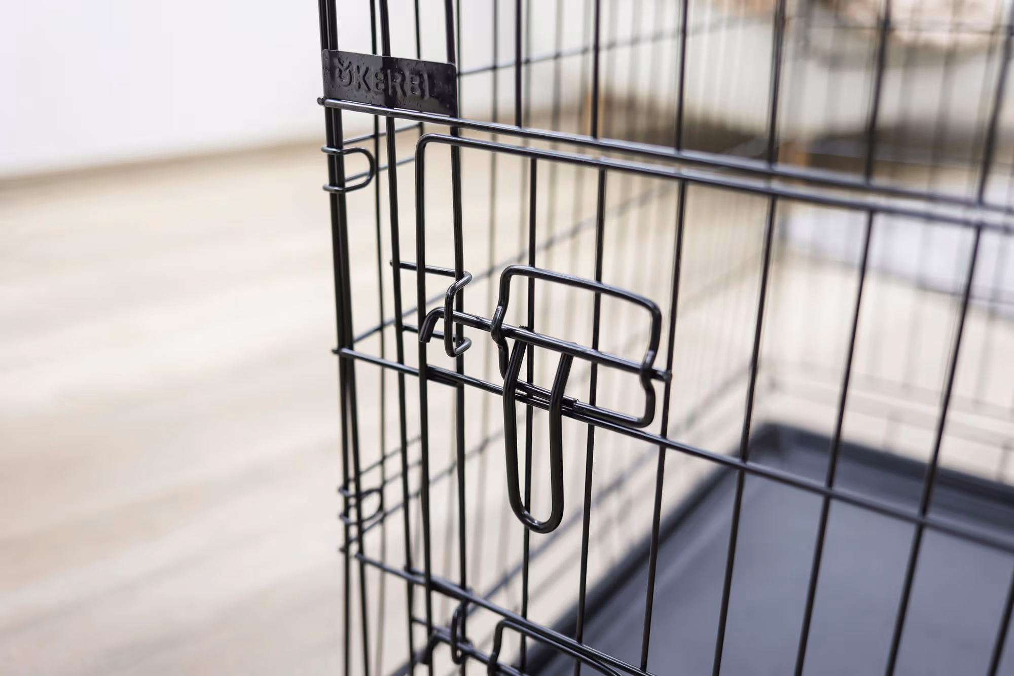 Box de transport noir, 1 porte, 63X48X57cm