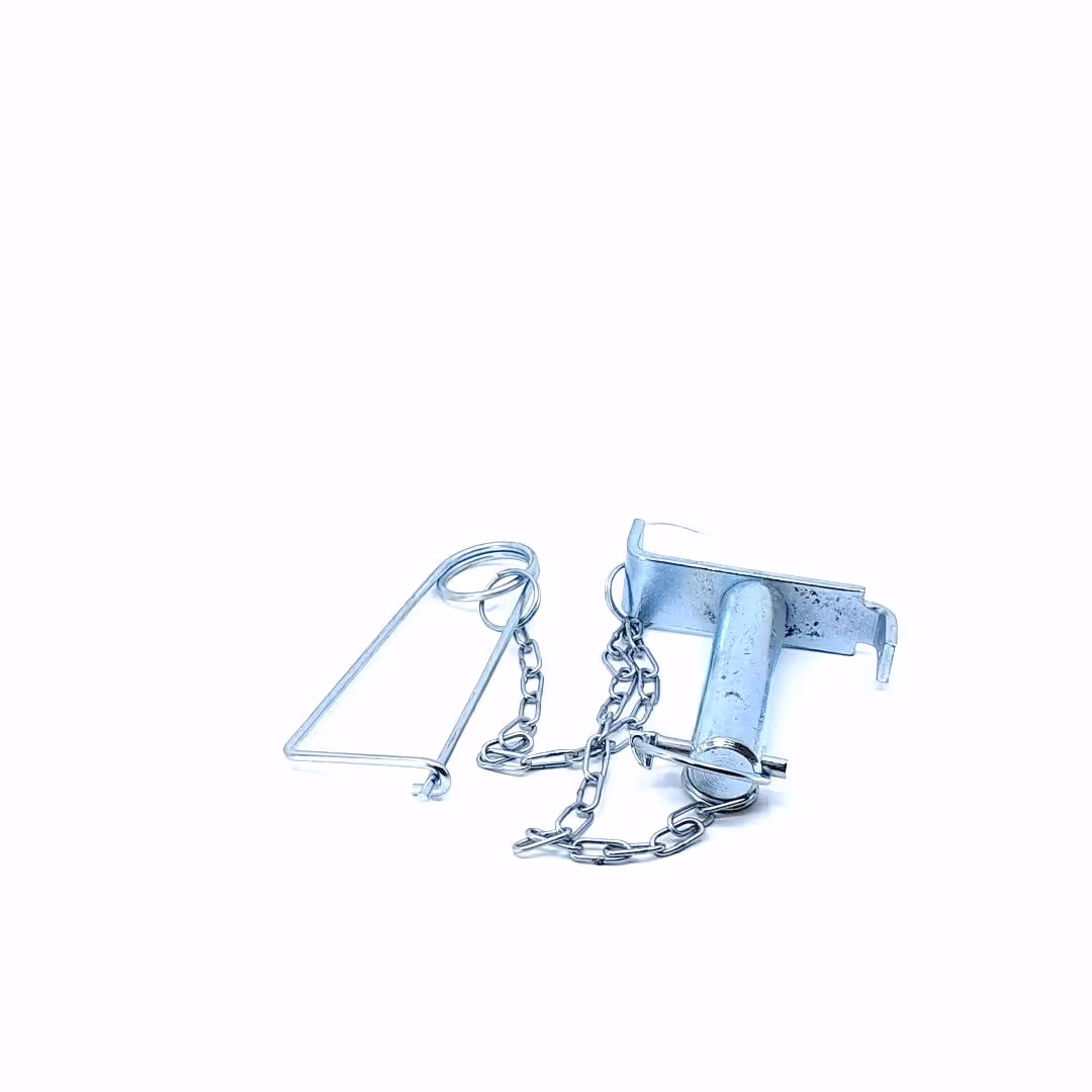 Broche avec chaîne et goupille de sécurité