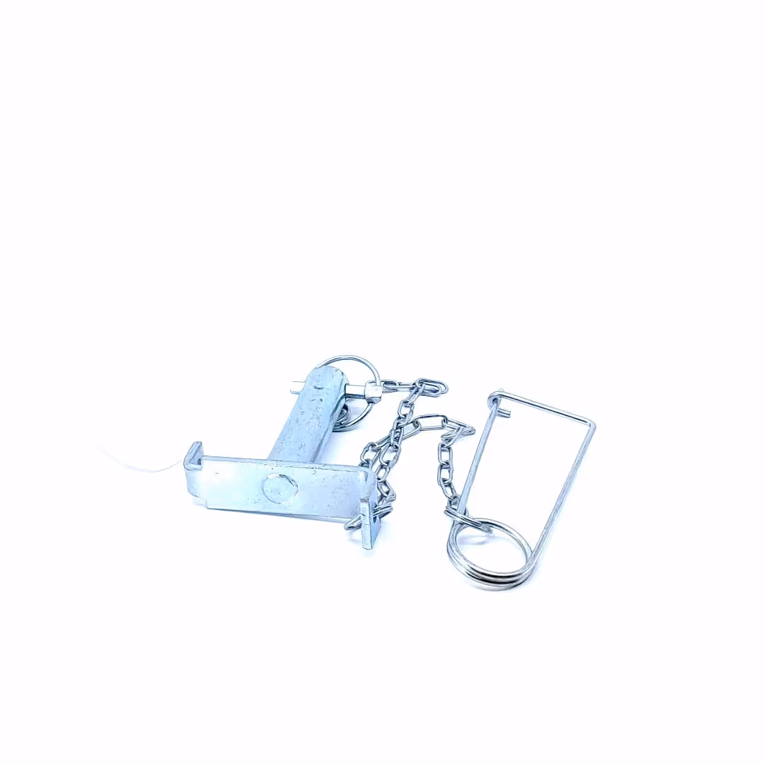 Broche avec chaîne et goupille de sécurité