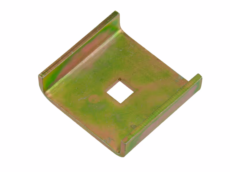 Chape ameneur 58 x 53 x 15.5 mm  trou 11 x 11 mm
