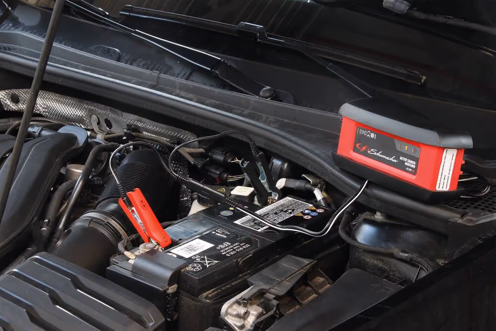 CHARGEUR DE BATTERIE AUTOMATIQUE  12V-2A  - SPI 2
