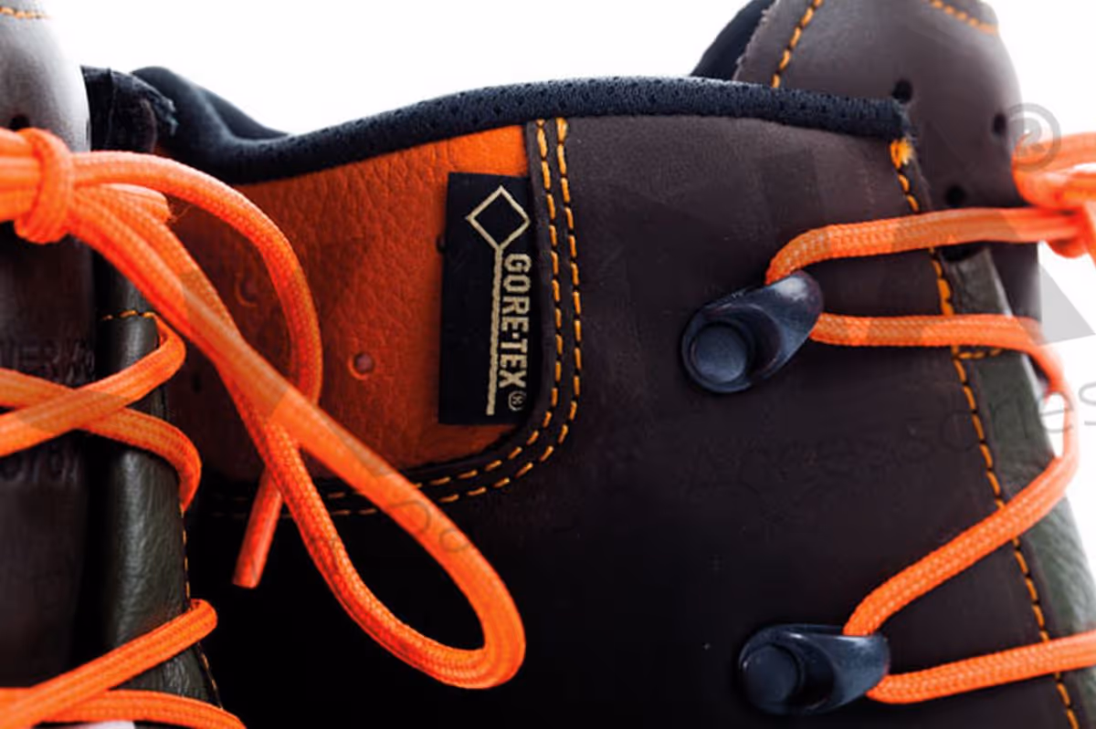 CHAUSSURES DE PROTECTION TRONCONNAGE T45