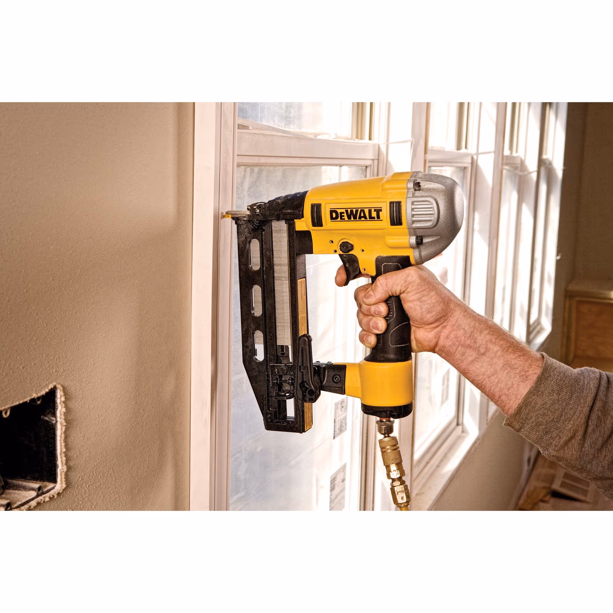 Cloueur pneumatique de finition 16Ga Précision Point
