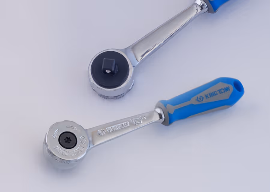 Coffret 1/4" 51 pièces douilles et embouts