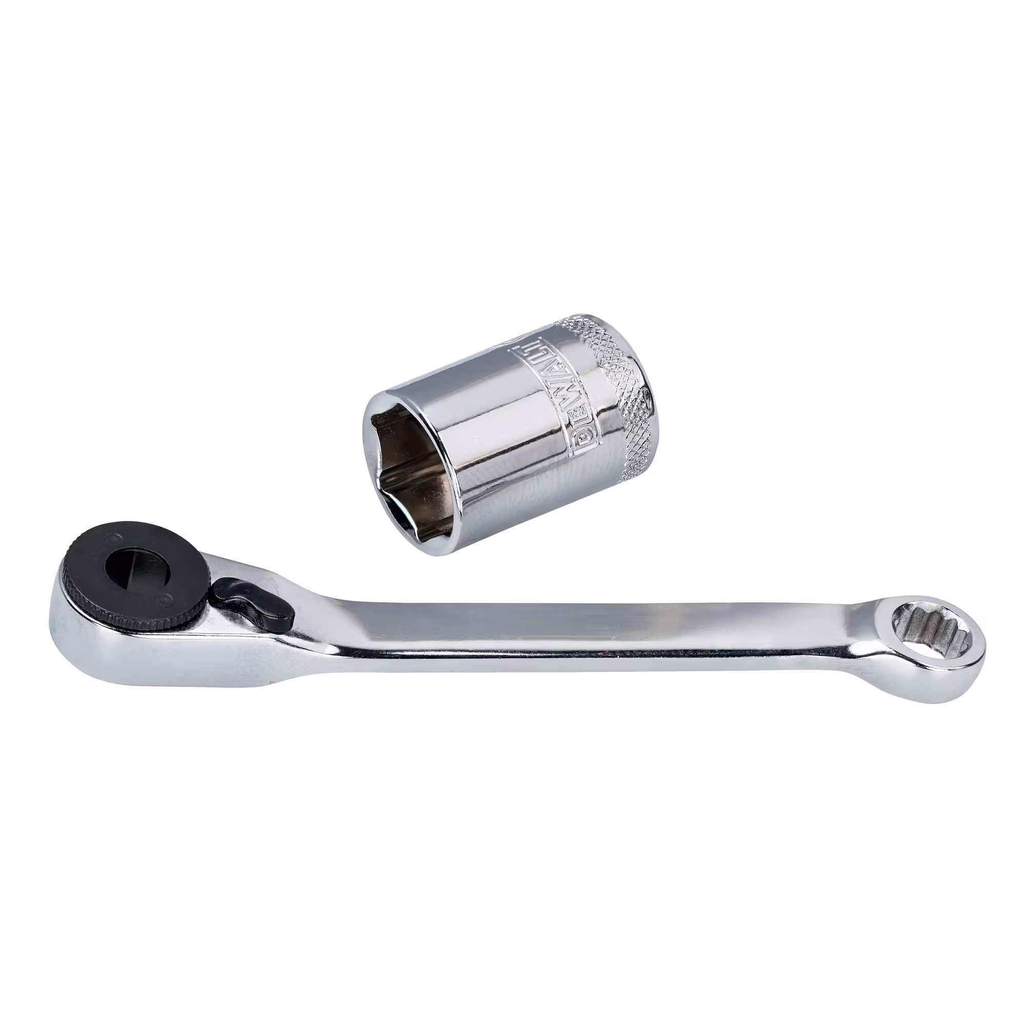 Coffret de 24 pièces : 6 douilles 6, 7, 8, 10, 11, 13, 15 mm. 15 embouts 25 mm : PZ1, PZ2, PZ3, PH1, PH2, PH3, T10, T15, T20, T25, T30, T40, Hex 4, Hex 5, Hex 6. 1 cliquet, 1 adaptateur et 1 porte-embouts magnétique