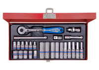 Coffret de douilles métriques et accessoires 1/4