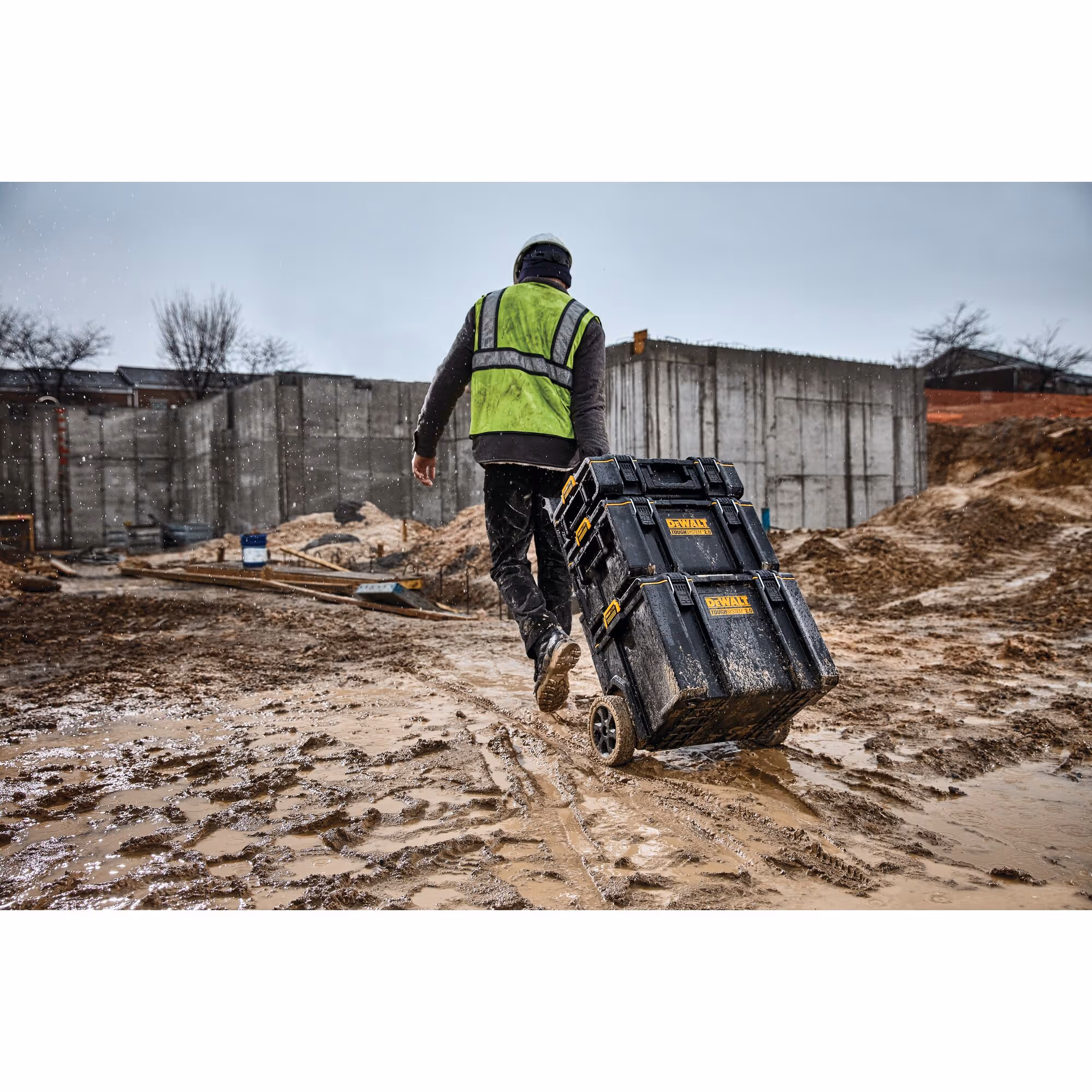 Coffret TOUGHSYSTEM DS300
Moyenne contenance