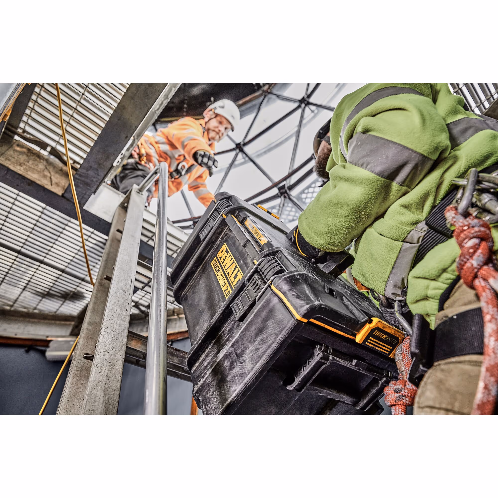 Coffret TOUGHSYSTEM DS300
Moyenne contenance