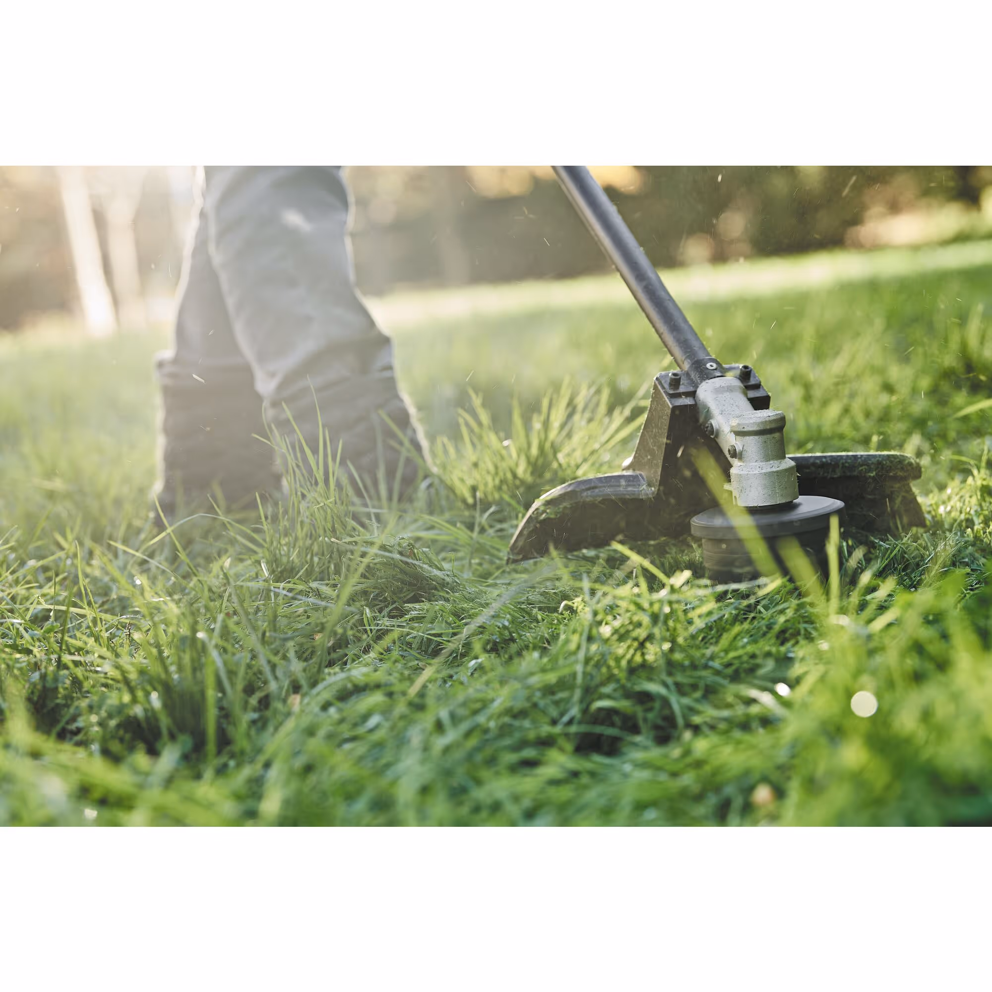 Combisystème XR FLEXVOLT 54 V - tête de coupe-bordure / largeur de coupe (cm) : 38 / fil de coupe (mm) : 2