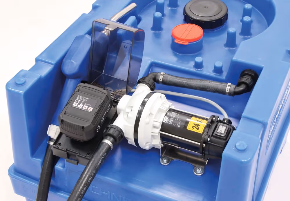 CUVE RAVITAILLEMENT AD BLUE 200L + POMPE ET PISTOLET AUTO- LI-ION BATTERIE 4Ah