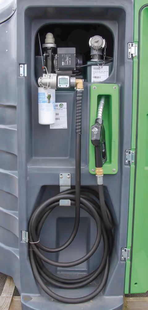 CUVE STOCKAGE FUEL PEHD DP 2500L STATION AVEC FILTRE 230V 79L/MIN