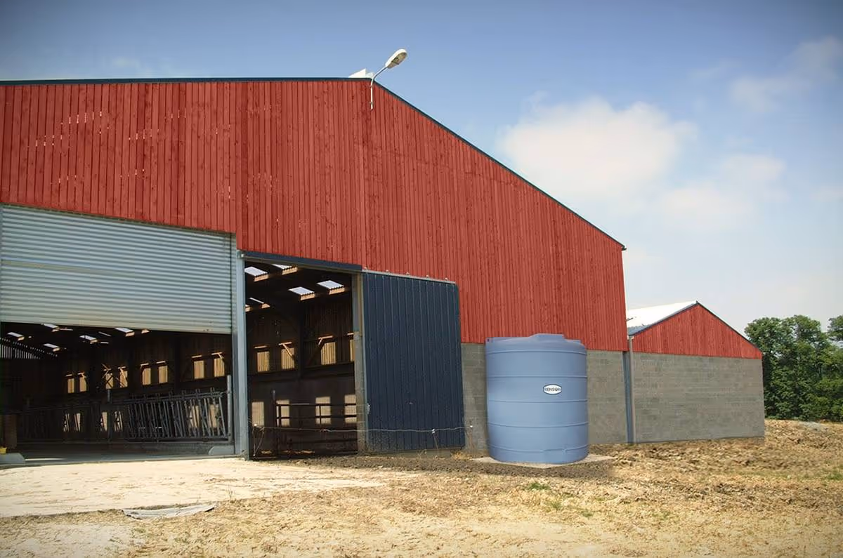Cuve stockage verticale bleue en pe 1000l