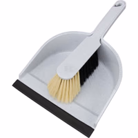 Ensemble pelle et balai