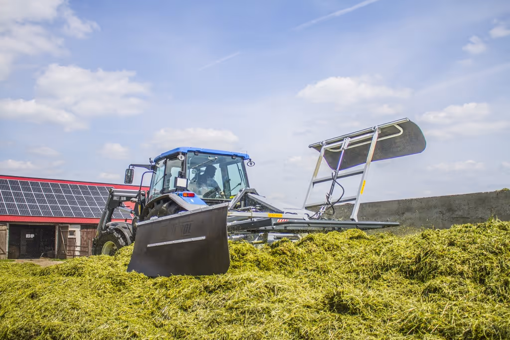 Eparpilleur d'ensilage Sonarol RDP SNR 4600