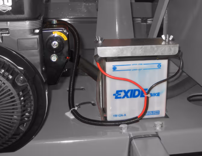 Fendeuse de bûches thermique XYLO 16 M HONDA essence 6 ch / 4.42 kW Démarrage électrique - Rabaud