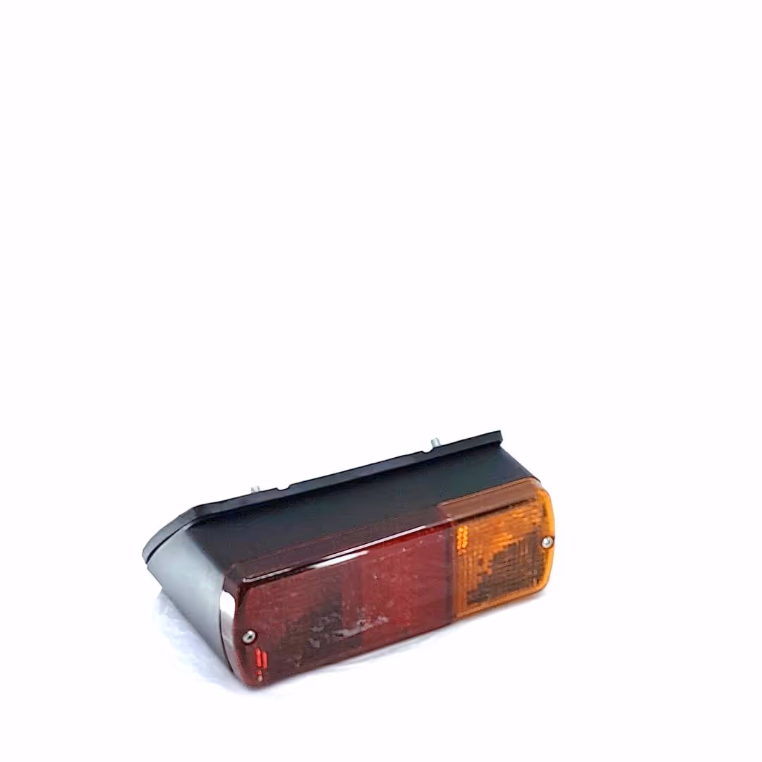 Feu arrière gauche ford montage sans cabine 5172684 adaptable Britax