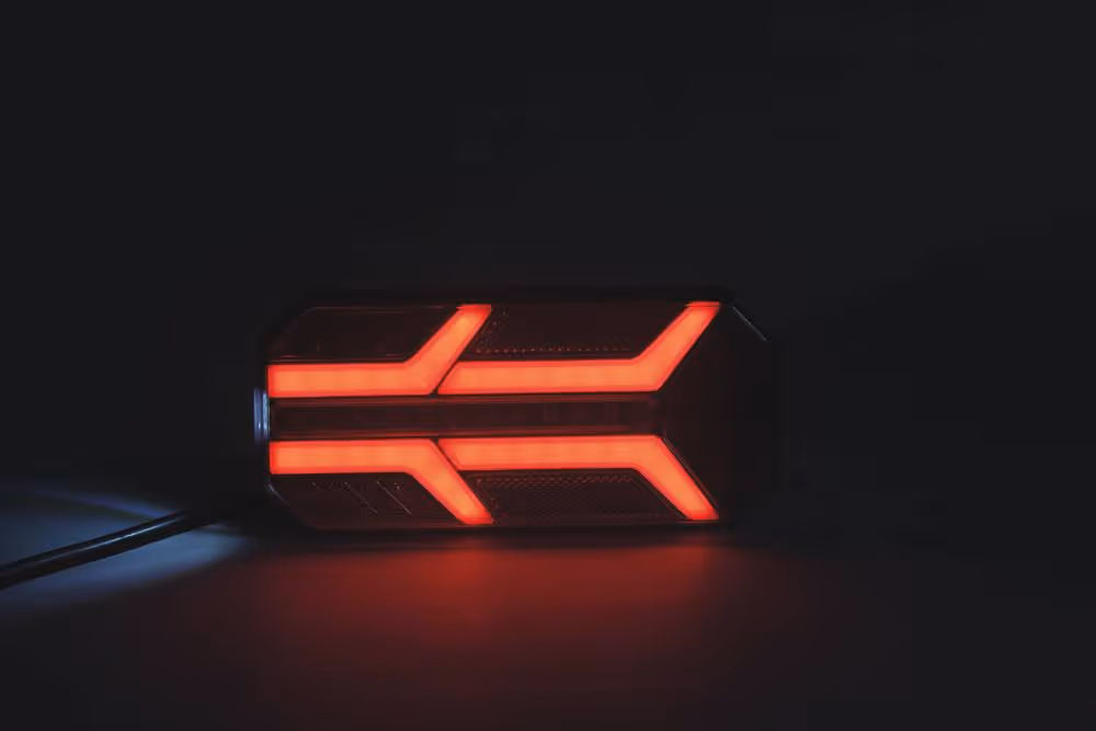 FEU ARRIERE LED 7 FONCTIONS GAUCHE