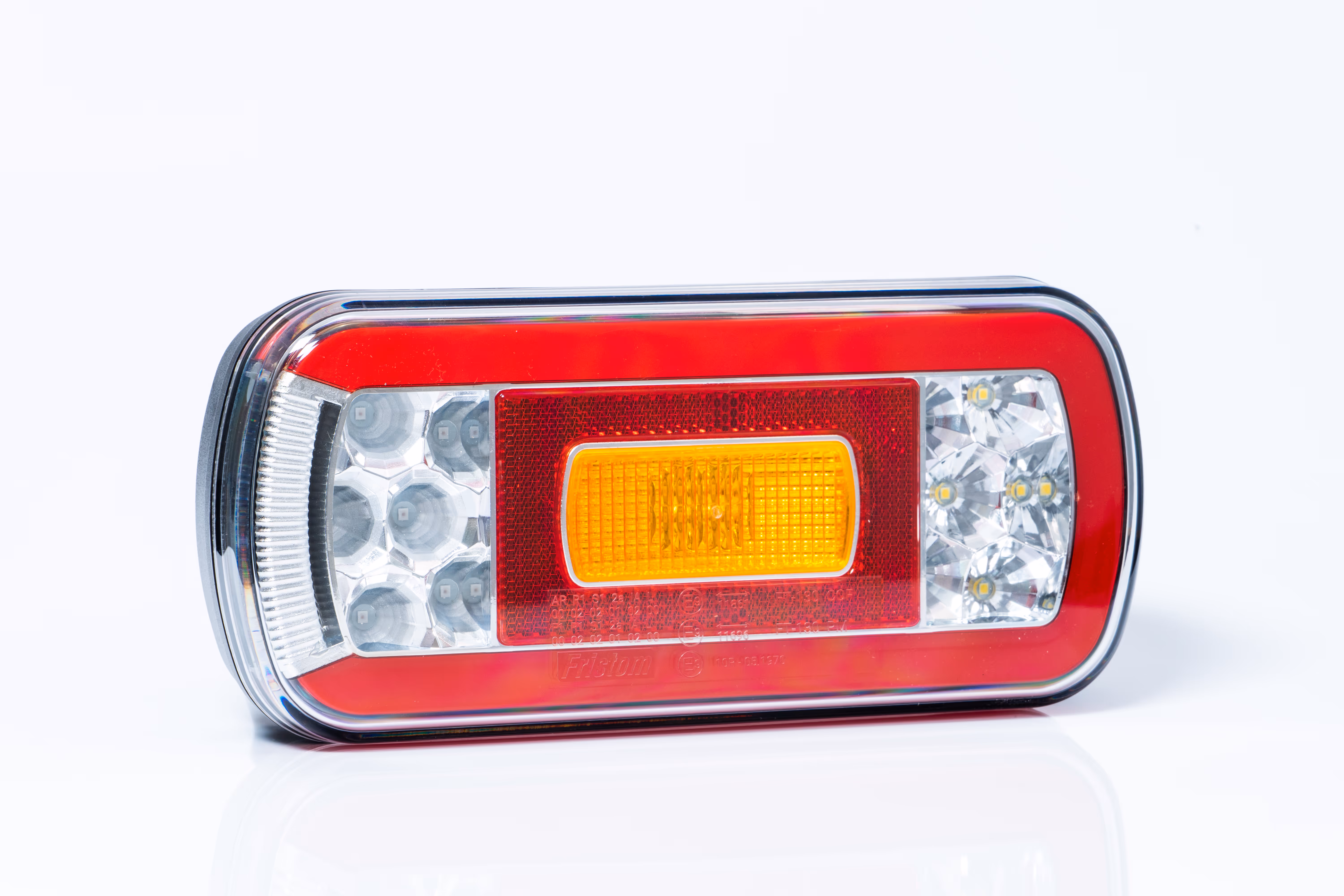 Feu arrière universel à LED, 6-fonctions (stop, position, clignotant, recul, catadioptre), avec eclaireur de plaque, longueur du câble 1m