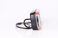 Feu arrière universel à LED, 6-fonctions (stop, position, clignotant, recul, catadioptre), avec eclaireur de plaque, longueur du câble 1m