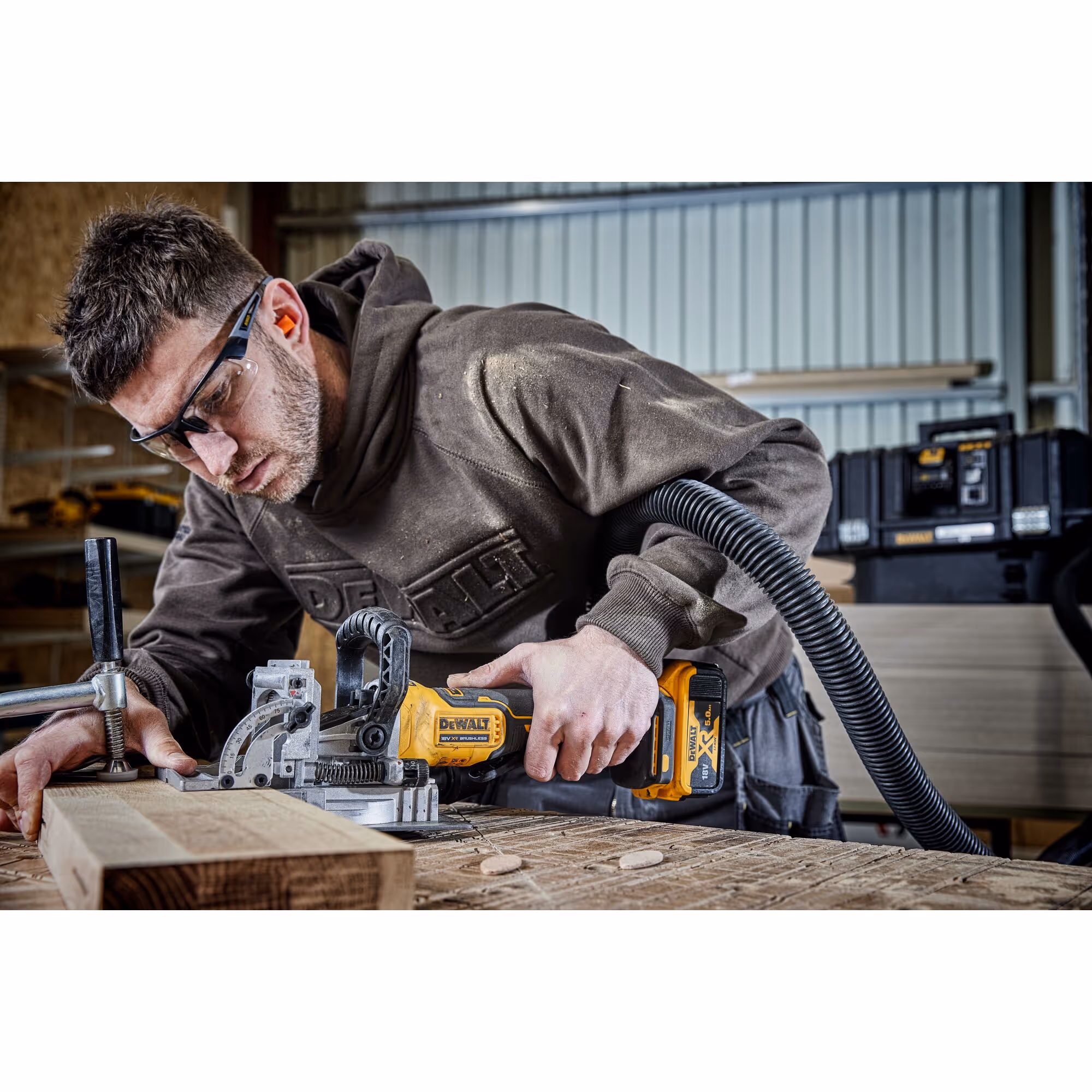 Fraiseuse à lamelles XR 18V 5Ah Li-Ion Brushless avec batteries