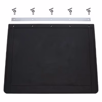 Garde-boue avec matériel de construction