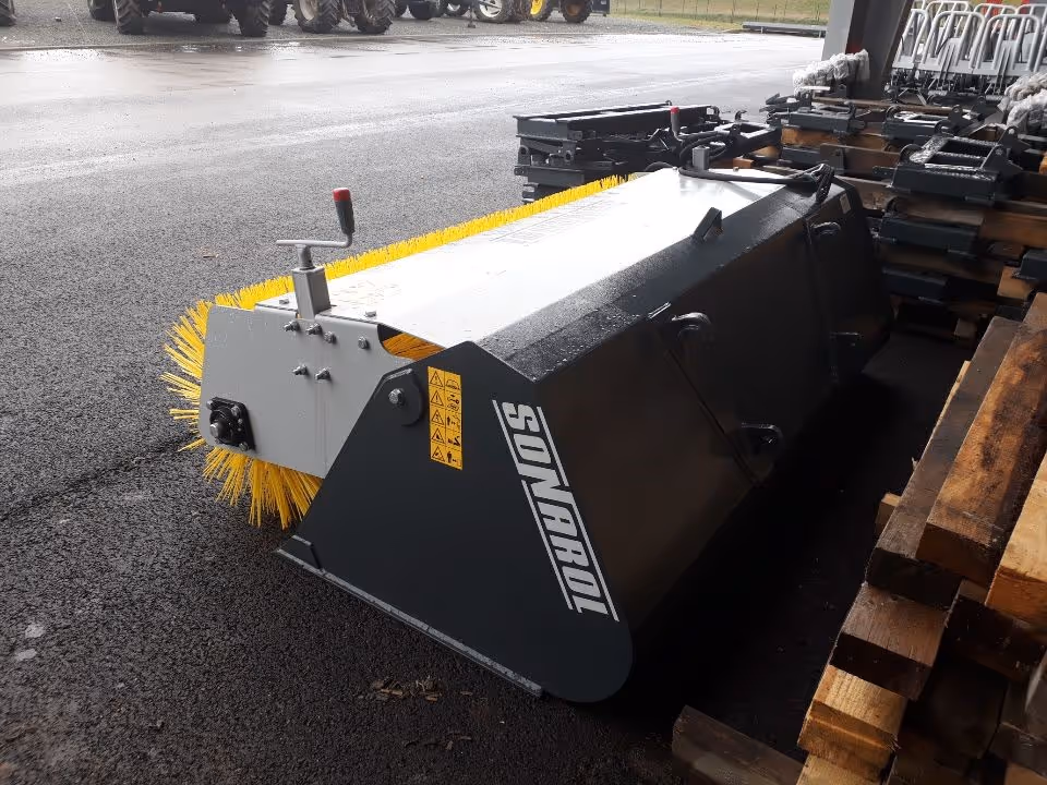 Godet balayeur SONAROL 2200 Volvo
