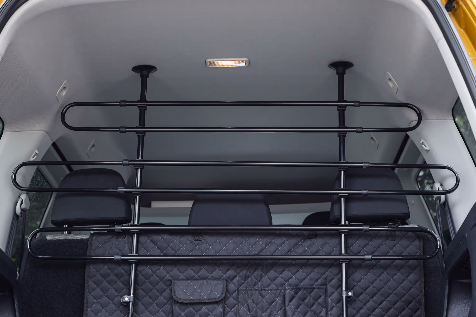 Grille de protection voiture H=75-110cm, l= 85-140cm