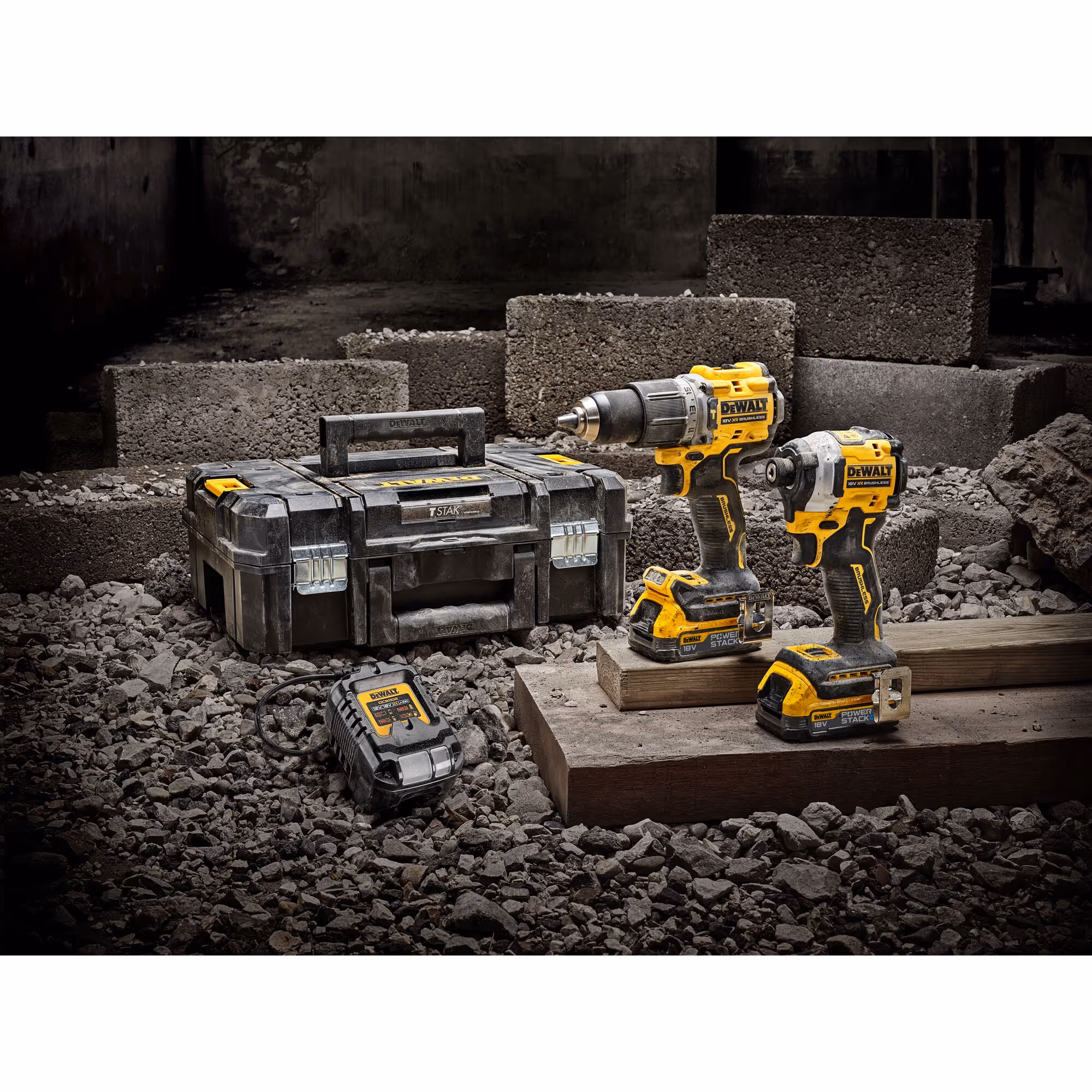 Kit 2 outils XR 18V 1.7Ah Li-Ion Brushless POWERSTACK