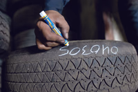 Lot 12x11649 craie speciale pneu blanc