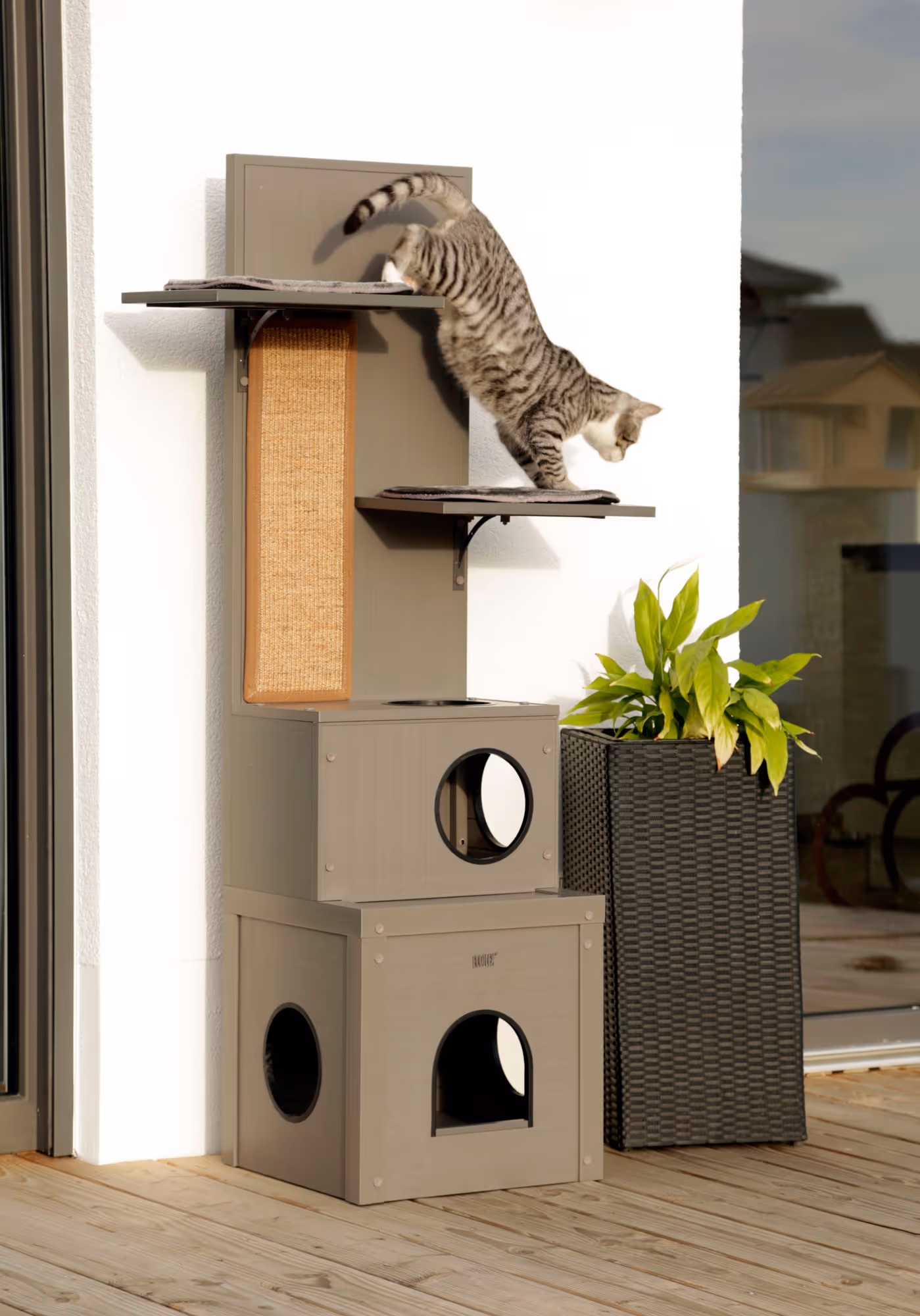 Maison de jeu pour chat ECO 42 x 42 x152,5 cm, gris