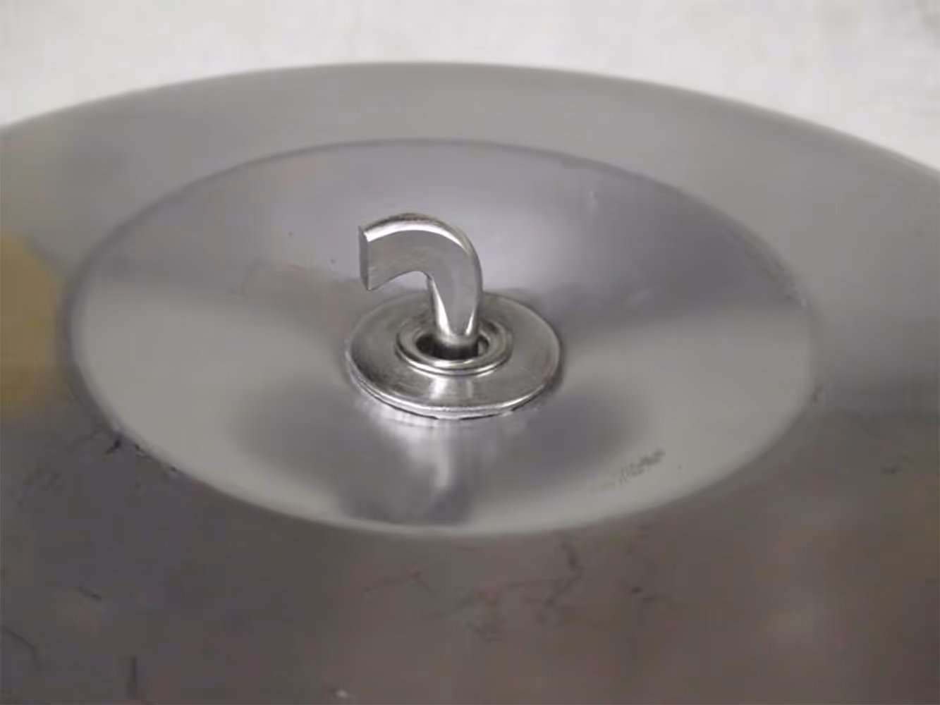 Mangeoire inox pour porcelet 2L