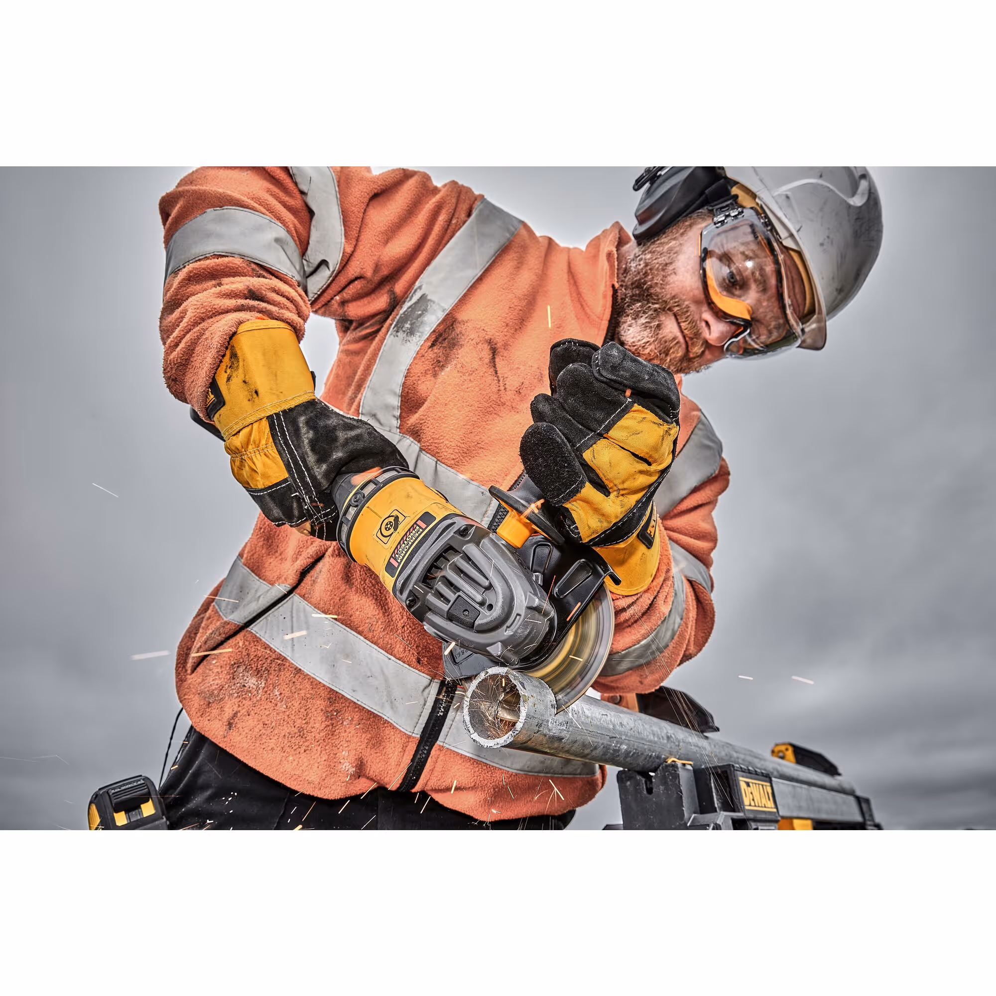 Meuleuse 125 mm XR FLEXVOLT 54V 3Ah Li-Ion Brushless avec batteries 