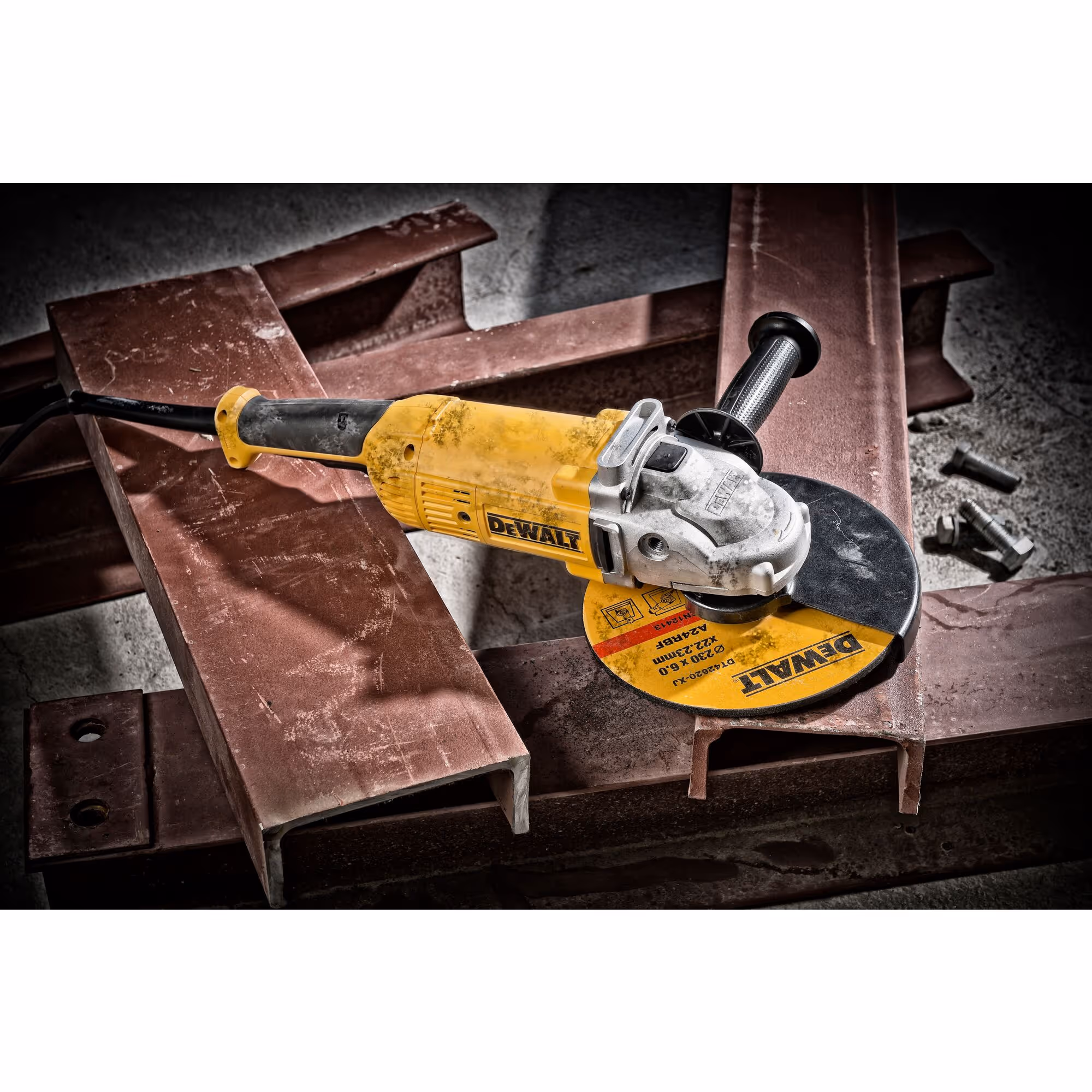 Meuleuse 230 mm 2000W - interrupteur à gâchette