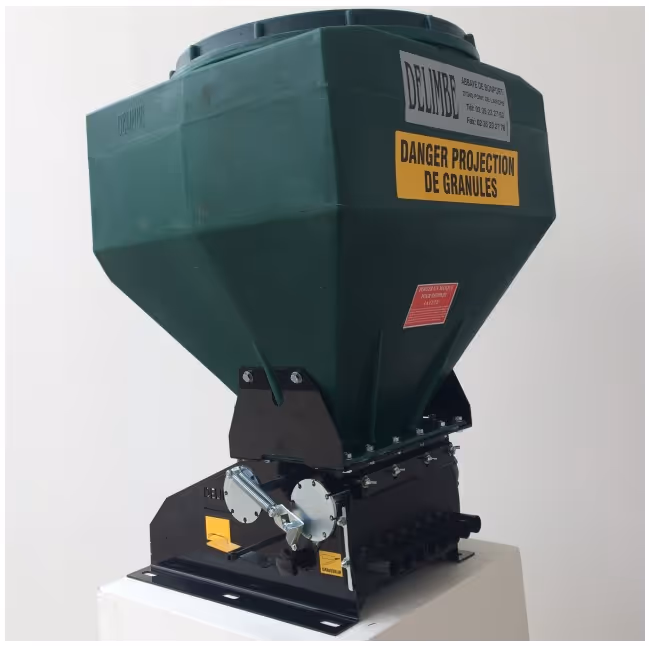 Microgranulateur Delimbe T15 120L avec boitier DPA prise de vitesse tracteur