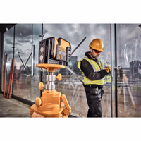 Niveau laser croix + 5 points XR 12 V 2 Ah Li-Ion - faisceau rouge - plage de travail (m) : 15 / précision : +/- 3 mm à 10 m - 1 batterie, chargeur, support mural, cible, lunettes de lecture, coffret TSTAK
