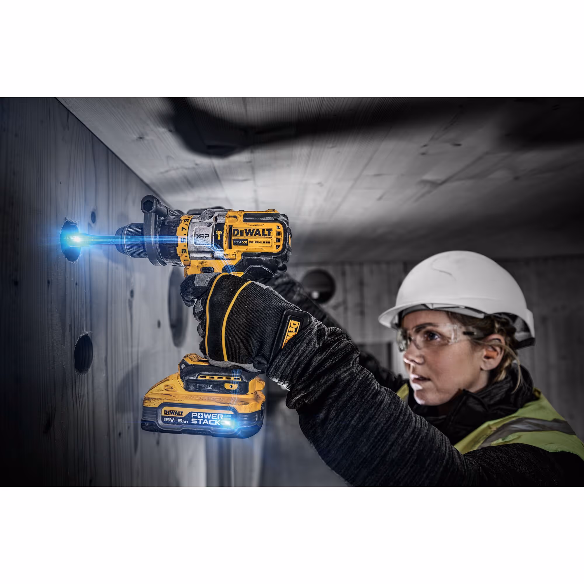 Perceuse visseuse percussion Premium XRP 18V ADVANTAGE 5Ah Li-Ion Brushless - POWERSTACK